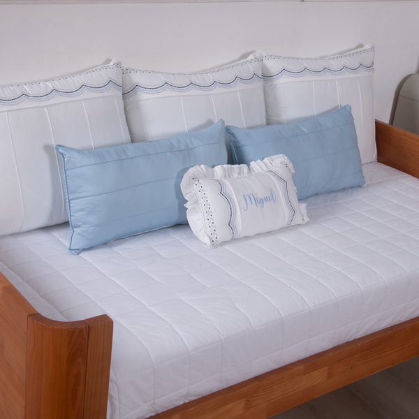 Serenité 6-Piece 400 Thread Count Auxiliary Bed Kit, White with Blue