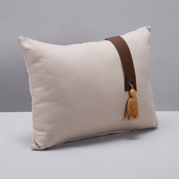 Tassel Decorative Pillow of the Path - Friends' Walk